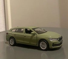 Voiture Miniature Skoda Superb