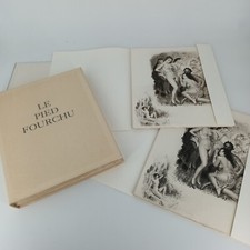 Curiosa BOYLESVE Le Pied