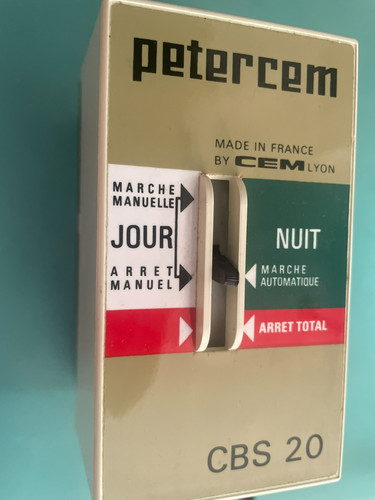 Contacteur jour nuit - contacteur,
