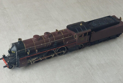 Ancienne locomotive vapeur - , +
