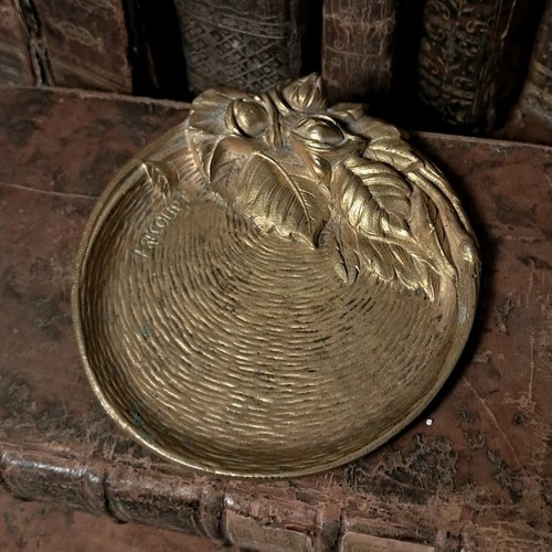 Vide poche bronze signé - bronze,