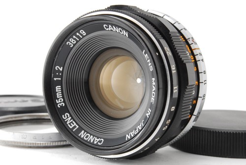 Neuf objectif grand - grand, angle