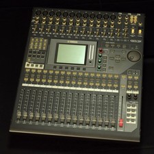 YAMAHA Yamaha 01V96i [SN JAVY01015]