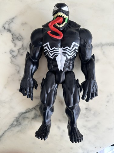 Grande figurine venon - grande,