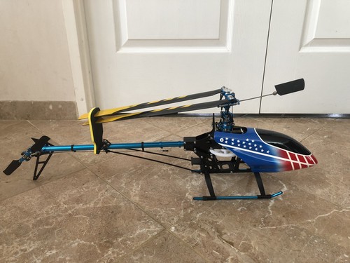 Hélicoptère base sans - base,