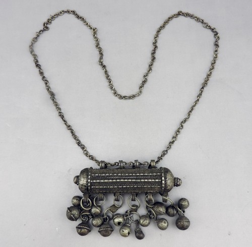Collier pendentif argent - en,