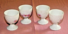 4 coquetiers  porcelaine de