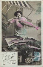 CP 1 APRIL FISHMONGER PRESENT FISH - 37714