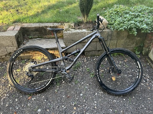 Commencal clash 29in full - commencal,