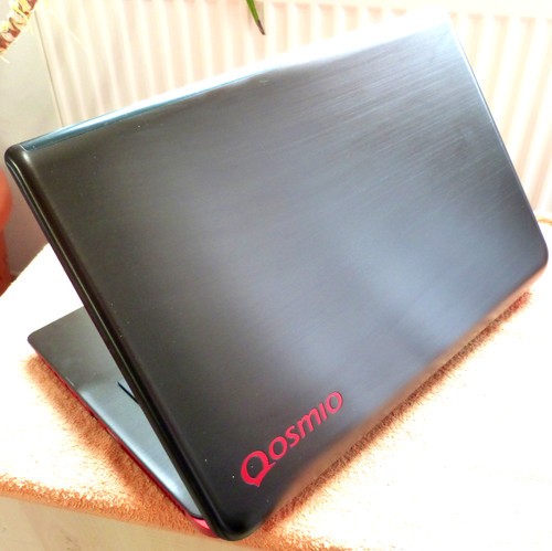 Qosmio x70 pouces - pouces, bluray