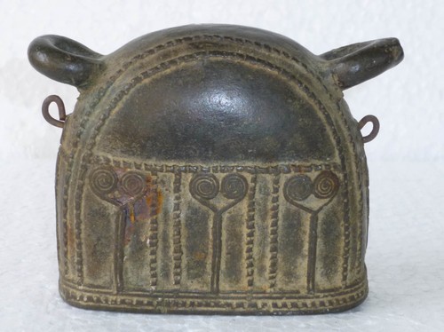 Birmanie cloche bronze - birmanie,