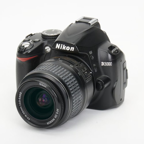 Nikon d3000 55 - nikon,