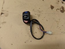 comodo gauche  peugeot elystar