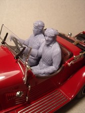 1/18 CMC  FIGURINES PILOTES