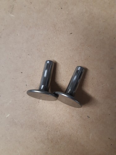 Poussoirs soupapes de - de,