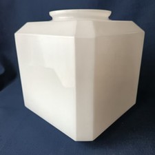 PLAFONNIER OU LAMPE A POSER EN