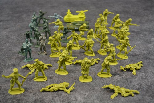 Lot soldat plastique - en,
