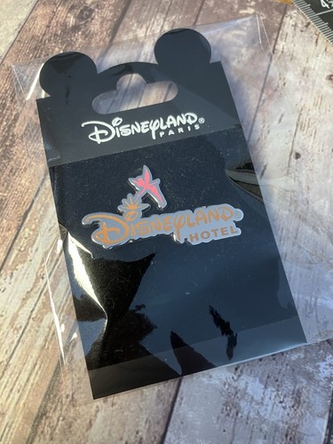 Pin disneyland hôtel - pin’s,