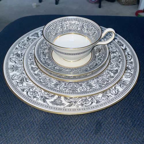 Wedgwood florentine w4312 - florentine,