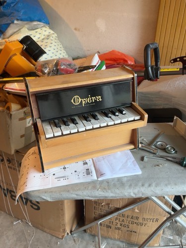 Opéra piano jouet - opéra,
