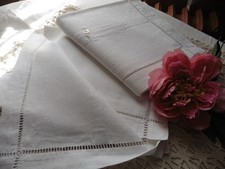 2 ANCIENNES TAIES D OREILLERS