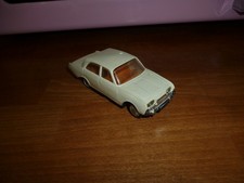 Les miniatures de Norev 1/43 Ford Taunus 17M N°43 d'origine Made in France