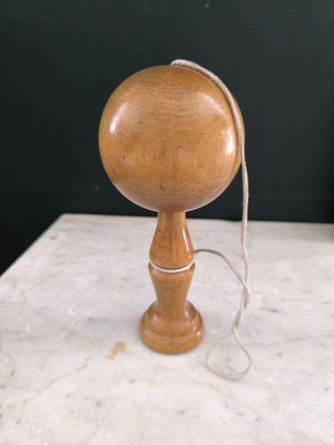 Bilboquet jouet ancien - bilboquet,