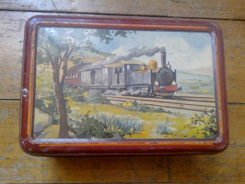 Ancienne boite tole decor - ancienne,