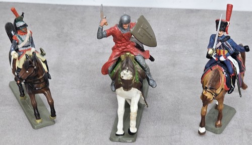 Soldats starlux avec chevaux - soldats,