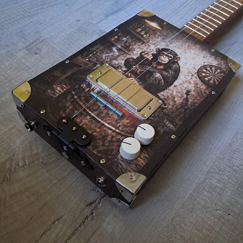 Cigar box guitar g 3 - guitar,