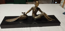 Ancienne statue Jeune fille et