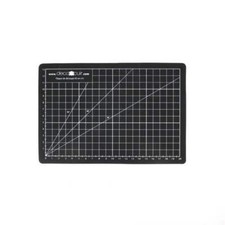 Tapis de coupe autocicatrisant