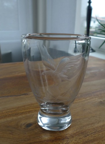 Vieux vase verre - vieux, avec