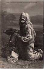 29 TYPES DE BRETAGNE  carte postale ancienne/REF -VP8641