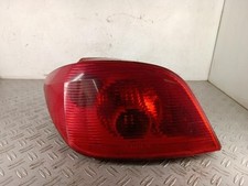 Feu arriere principal gauche