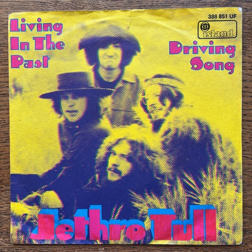 Jethro tull living - living, in