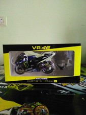 MOTO MINICHAMPS ROSSI TEST