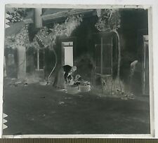 UA138 Negative Glass Plate BE circa 1900 Mom Child Bath Zinc Basin