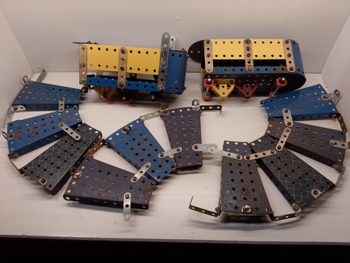 Lot meccano ancien voir photo - lot,