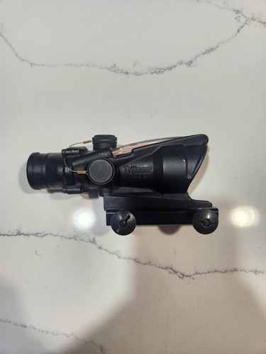 Trijicon acog 4x32 scope - trijicon,
