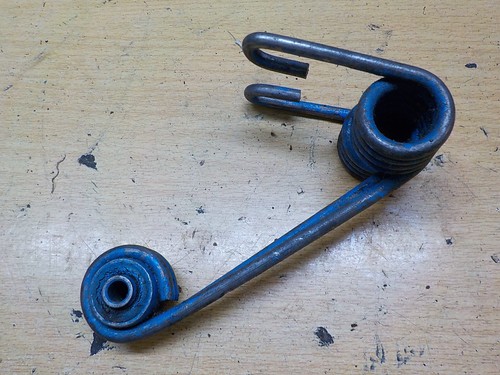 Ressort moteur motobecane - ressort,