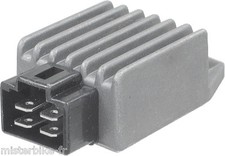 Régulateur de tension de