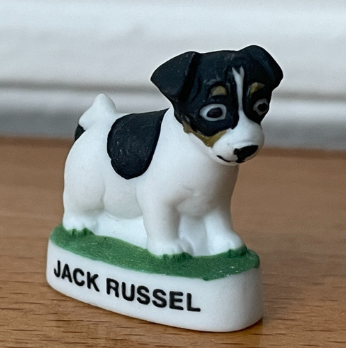 Fève mat chien jack - fève, russel