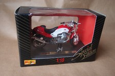MAISTO MOTO GUZZI CENTAURO 1/18