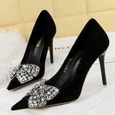 Élégants talons aiguilles