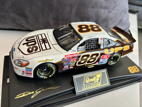 Nascar revell dale - revell,