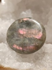 Galet en Labradorite