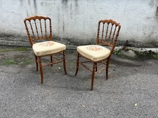 Paire de chaises anciennes en