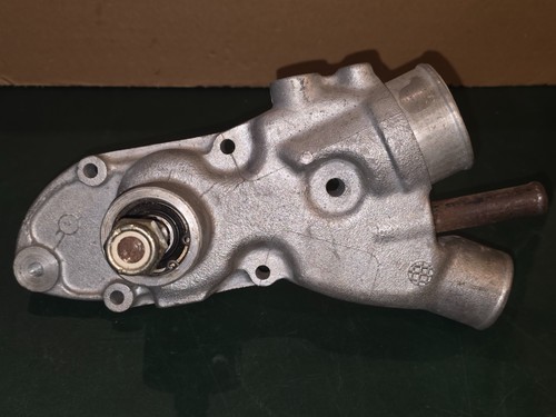 Pompe eau peugeot 504 - pompe,
