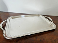 Joli plateau en métal